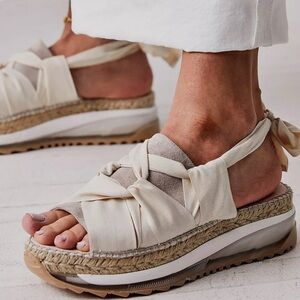 Free People Chapmin Sport Cream Espadrille Platform Sandals size 7